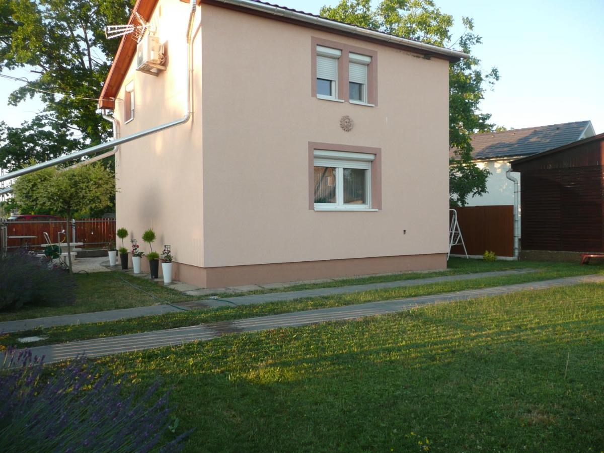 Vila Levendula Vendeghaz Hajdúnánás Exteriér fotografie