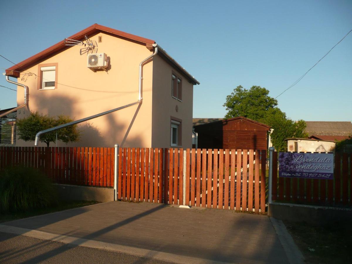 Vila Levendula Vendeghaz Hajdúnánás Exteriér fotografie